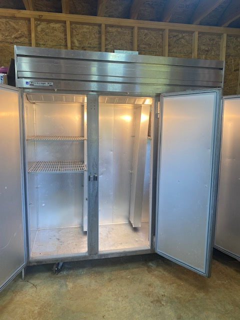 Carrier Beverage Air 3 Door Reach In Freezer